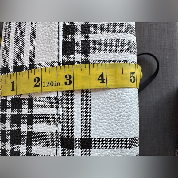 Thirty-One | Buffalo Check Plaid Large Tote Bag | Faux Leather Shoulder Bag - Picture 10 of 11
